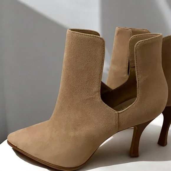 Vince Camuto Frendin Leather Tan Booties Size 9.5 - Picture 11 of 15